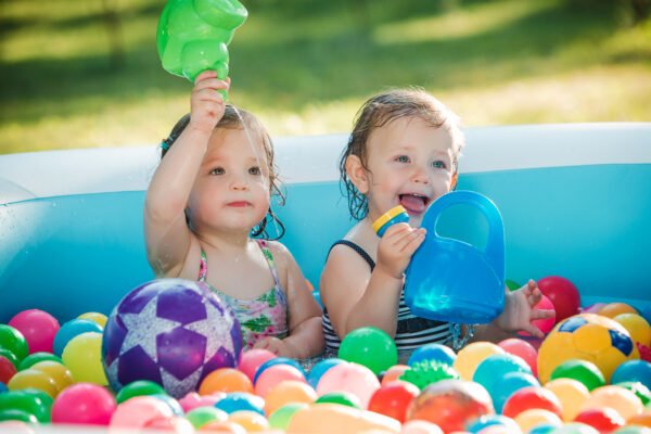 Water play & bath toys